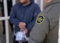 Informe revela inconsistencias  en manejo  de pertenencias “De migrantes por CBP”