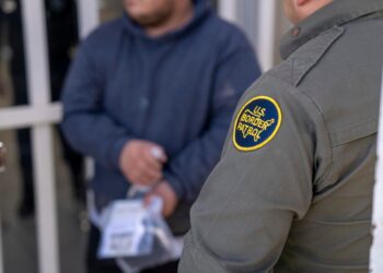 Informe revela inconsistencias  en manejo  de pertenencias “De migrantes por CBP”