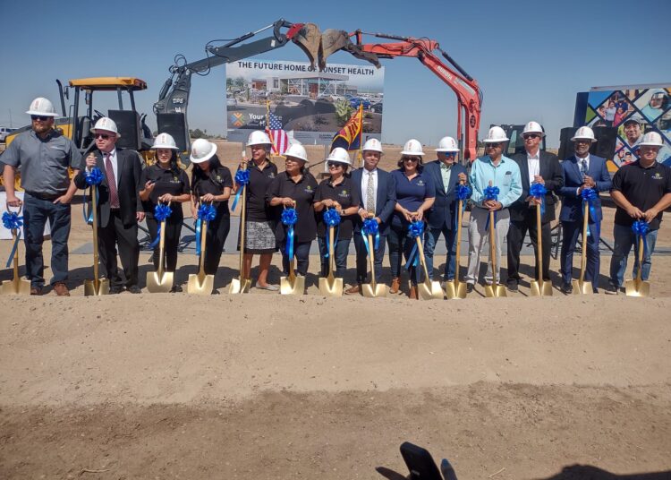 Inauguran trabajos de la nueva clínica de Sunset
