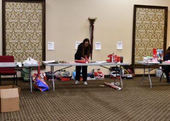 HPA lleva esperanza navideña a 35  familias con la “Operación Eggnog”