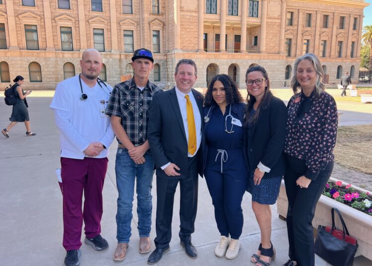 Estudiantes y líderes  de AWC abogan en  el Capitolio del Estado