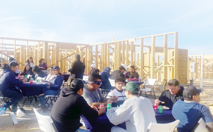 Celebra Grupo 86 de Ayuda Mutua  “El inicio de la construcción de sus viviendas”