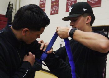 KHS capacita a más de 300 estudiantes  en el entrenamiento “Stop the Bleed”