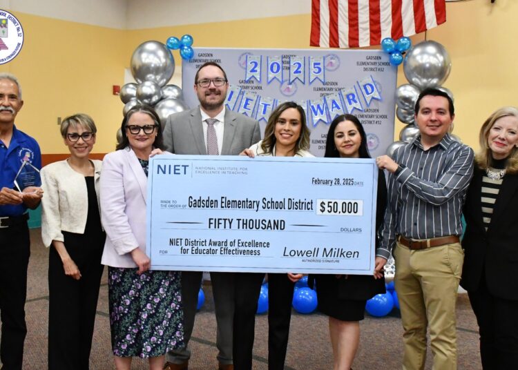 GESD #32 recibió un premio de 50,000 dólares por parte del Instituto Nacional de Excelencia en la Enseñanza