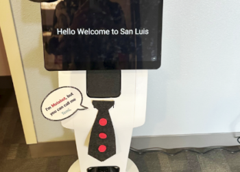 MATABOT,  el nuevo asistente  personal robótico  del Campus  San Luis de AWC