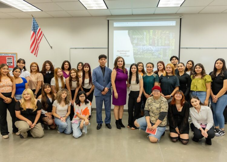 Séptima Expo Multilingüe