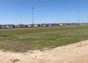 Continúan con las mejoras al  Parque Comunitario del Este