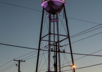 Torre de Agua de Somerton contará  con sistema de iluminación mejorado