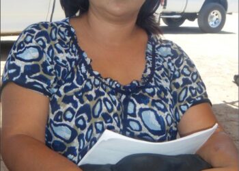 Beneficia DIF a niños con entrega de nueva camioneta